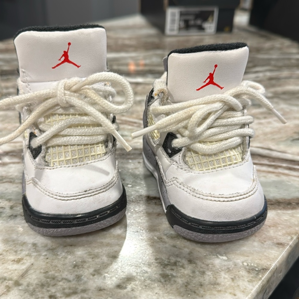 Kids Retro Jordans 2C